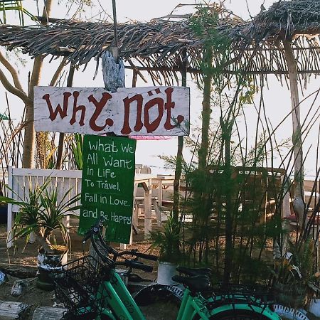 Why Not Bar And Bungalows #2 Pemenang Экстерьер фото